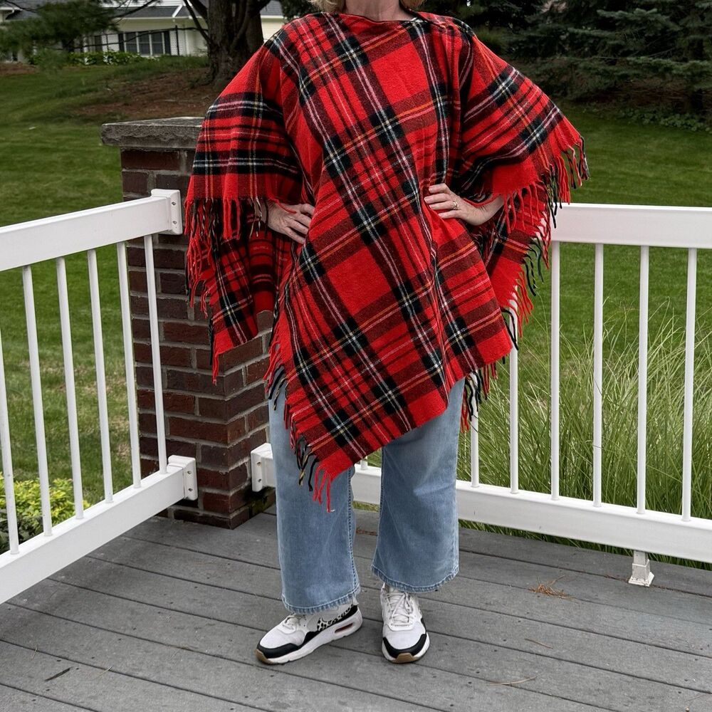 Vintage 70s Troy Zipper-Convertible Blanket Fringed Poncho Red Tartan Plaid USA